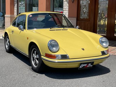 PORSCHE 911 - 4