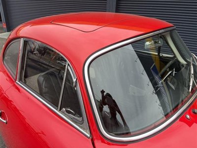 PORSCHE 911 - 9