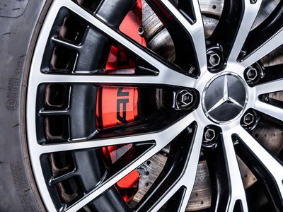 2024 Mercedes-BENZ GLC AMG thumbnail 42