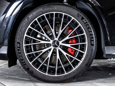 2024 Mercedes-BENZ GLC AMG thumbnail 38