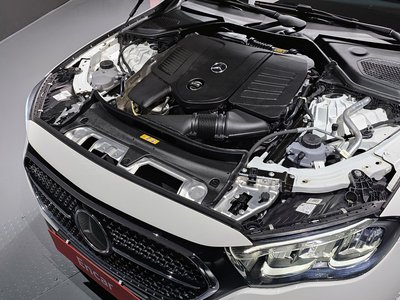 MERCEDES-BENZ E-CLASS - 7