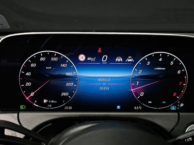 MERCEDES-BENZ E-CLASS - 8