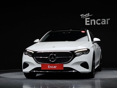 MERCEDES-BENZ E-CLASS - 2