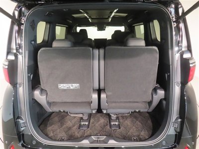 2025 Toyota ALPHARD thumbnail 32