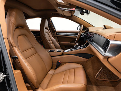 2023 Porsche PANAMERA thumbnail 15