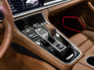 2023 Porsche PANAMERA 照片 9