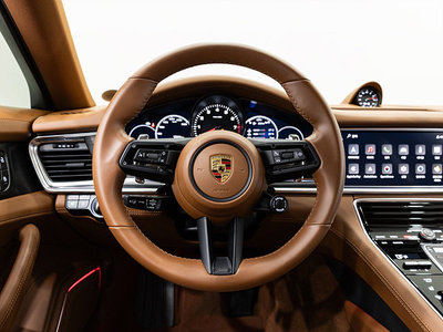 2023 Porsche PANAMERA thumbnail 19