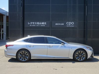 صورة مصغرة 7 لـ 2021 Lexus LS