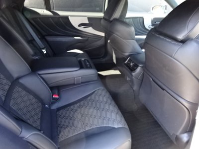 صورة مصغرة 12 لـ 2021 Lexus LS