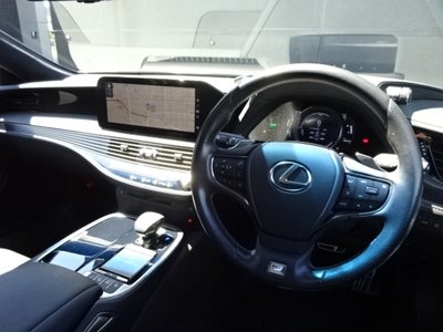 صورة مصغرة 14 لـ 2021 Lexus LS