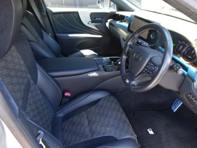 صورة مصغرة 11 لـ 2021 Lexus LS