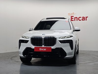 2023 BMW X7 — фото 2