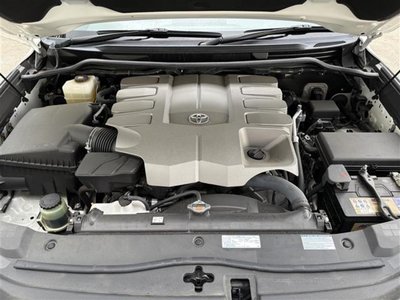 2017 Toyota LAND CRUISER 200 照片 5