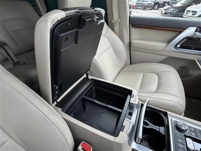 2017 Toyota LAND CRUISER 200 缩略图 35