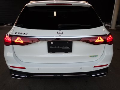 MERCEDES-BENZ E-CLASS WAGON - 4