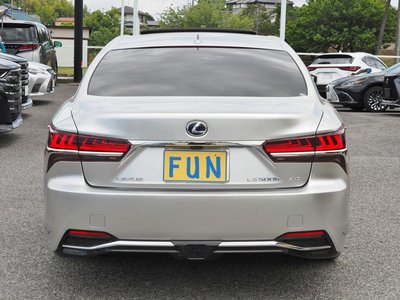 LEXUS LS - 7