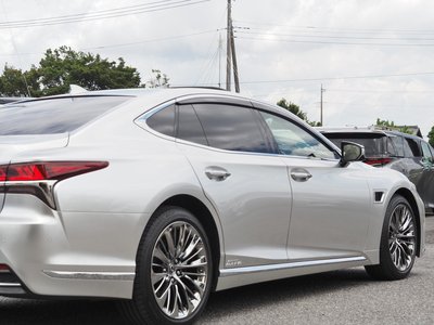 2021 Lexus LS — миниатюра 12
