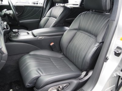 2021 Lexus LS — миниатюра 28