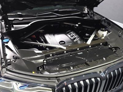 BMW X7 - 7