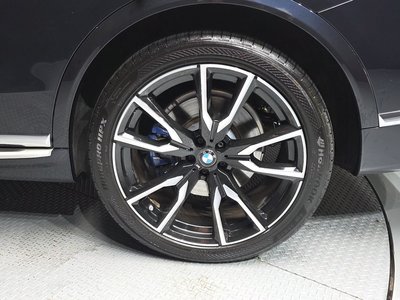 BMW X7 - 8