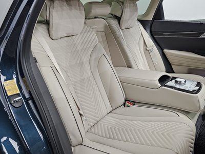 2023 Genesis G80 (RG3) thumbnail 17