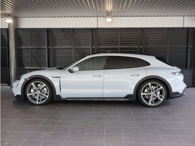 2023 Porsche TAYCAN photo 4