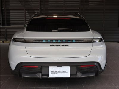 2023 Porsche TAYCAN photo 6