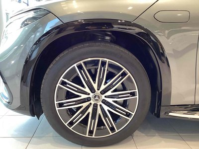 MERCEDES-BENZ EQS - 2