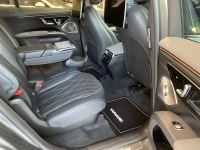 MERCEDES-BENZ EQS - 7