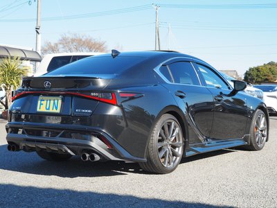 LEXUS IS - 5