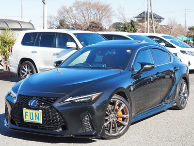 LEXUS IS - 4