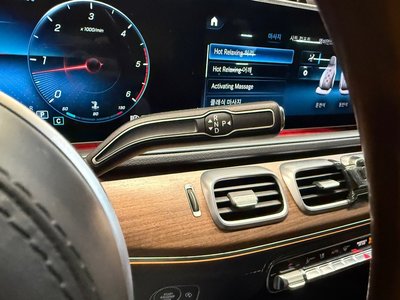 MERCEDES-BENZ GLS - 9
