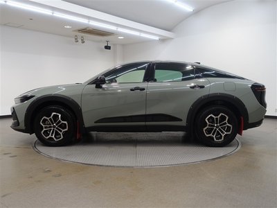 TOYOTA CROWN CROSSOVER - 7