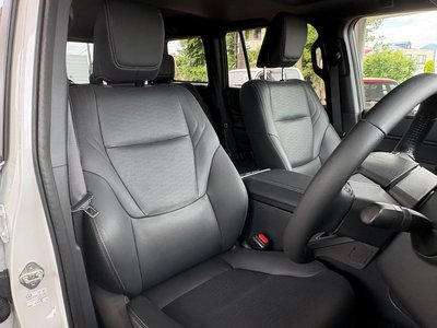 TOYOTA LAND CRUISER 250 - 7