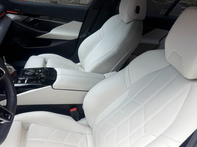 BMW 5 SERIES - 8