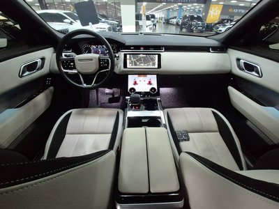 LAND ROVER RANGE ROVER VELAR - 4