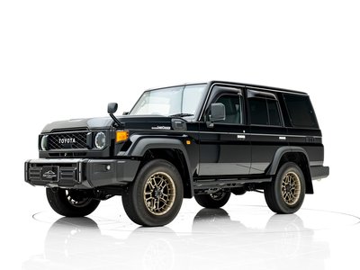 TOYOTA LAND CRUISER 70 - 3