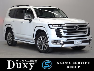 TOYOTA LAND CRUISER 300 - 1