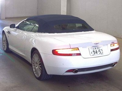 ASTON MARTIN DB9 - 2