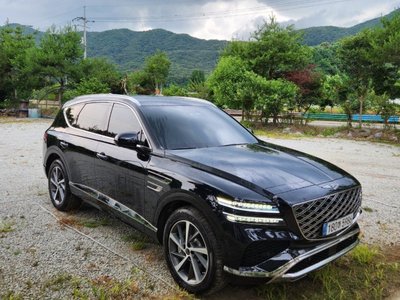 2024 Genesis GV80 thumbnail 11