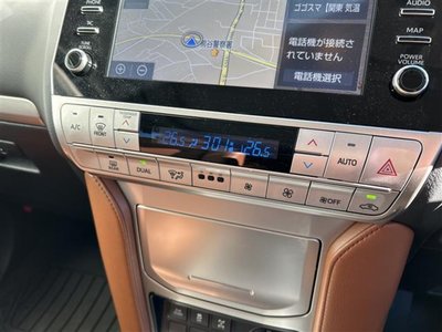 TOYOTA LAND CRUISER PRADO - 9