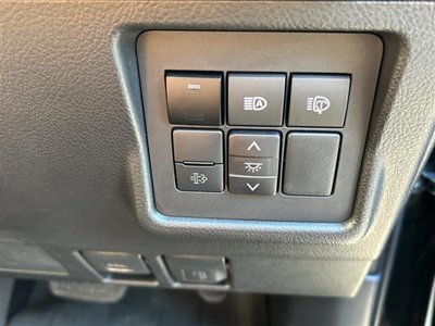 TOYOTA LAND CRUISER PRADO - 8