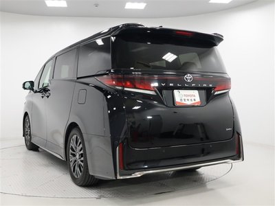 2023 Toyota VELLFIRE photo 2