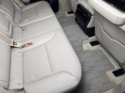 2026 Toyota LAND CRUISER 300 缩略图 37