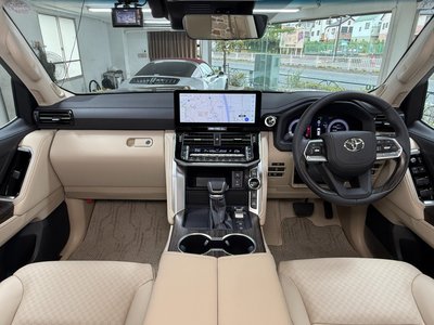 2026 Toyota LAND CRUISER 300 缩略图 29