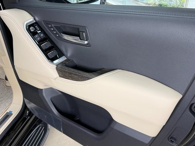 2026 Toyota LAND CRUISER 300 缩略图 44