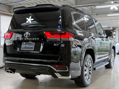 2026 Toyota LAND CRUISER 300 photo 4