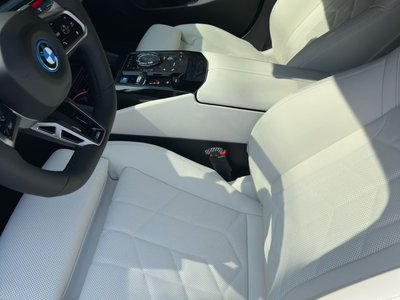 BMW I5 - 5