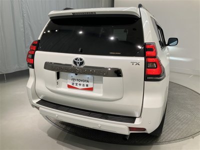 TOYOTA LAND CRUISER - 4