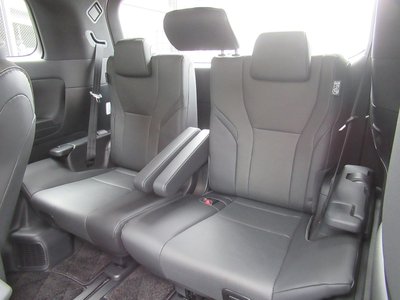 2024 Toyota ALPHARD — миниатюра 18